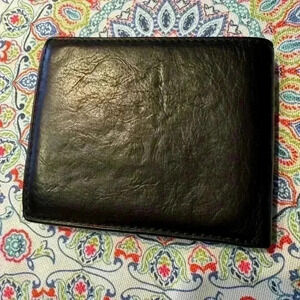 Fossil NWOT leather wallet